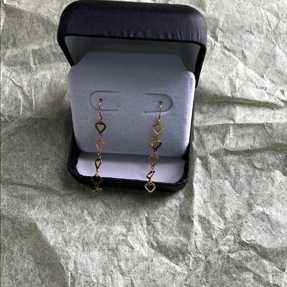 Elegant Gold Heart Drop Earrings
